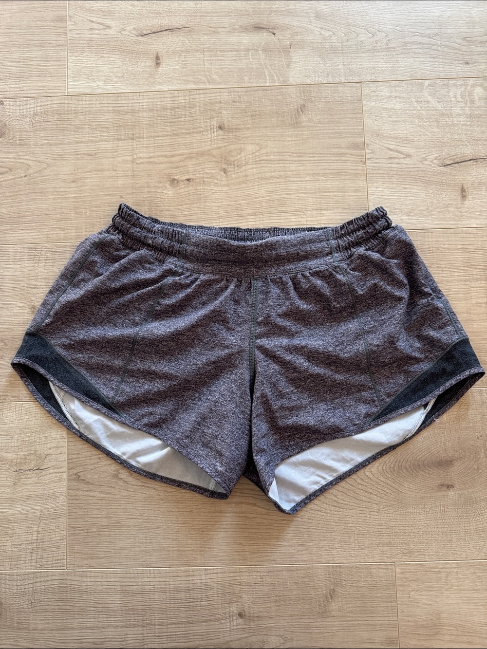 Lululemon Women’s Shorts Size 4